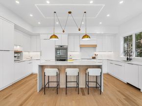 286 Nevada 286, Newton MA 02460