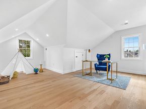 286 Nevada 286, Newton MA 02460