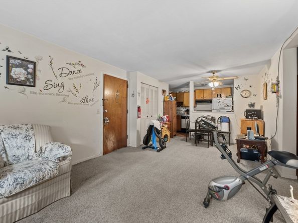 320 Elm St, Southbridge MA 01550