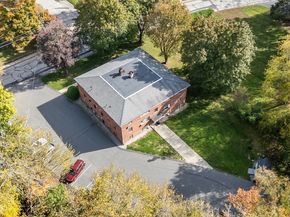 320 Elm St, Southbridge MA 01550