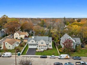 26 Beacon Ave, Newburyport MA 01950