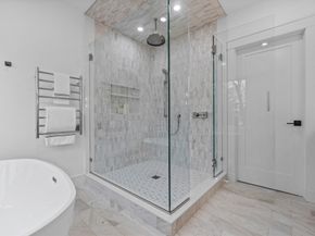 26 Beacon Ave, Newburyport MA 01950