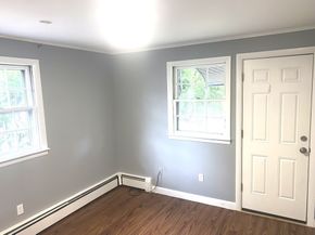 160 7th St, Leominster MA 01453