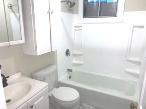 160 7th St, Leominster MA 01453