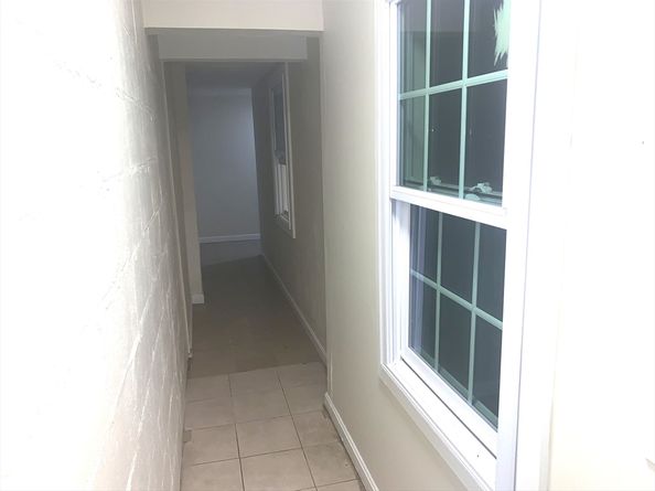 160 7th St, Leominster MA 01453