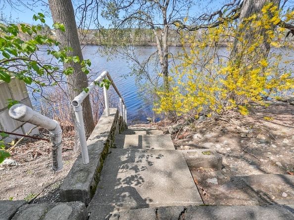 55-57 Crescent St, Waltham MA 02453