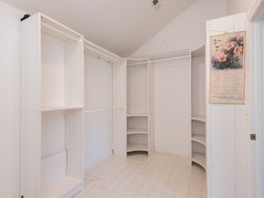 4 Locust Hill Ln, Whitman MA 02382