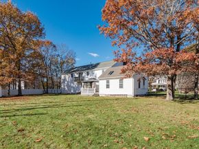 4 Locust Hill Ln, Whitman MA 02382