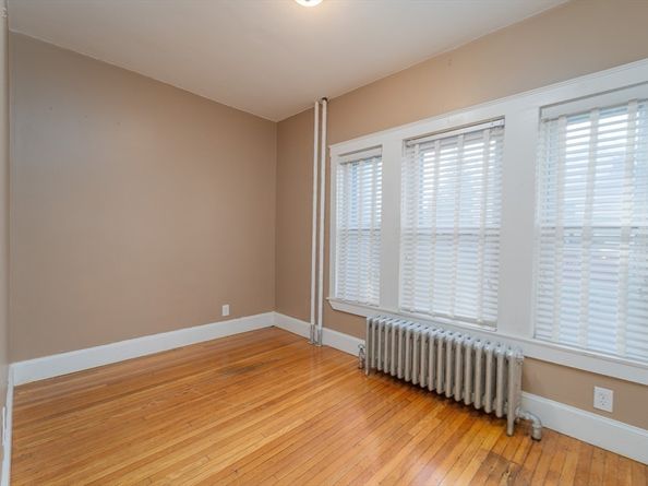 220 Woodside Ave 1, Winthrop MA 02152