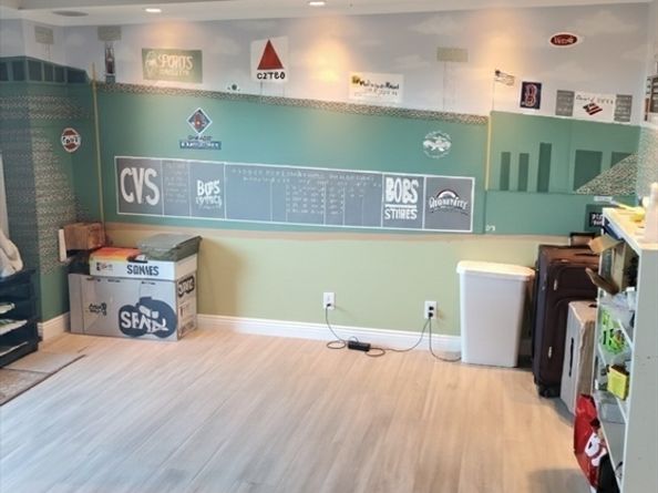 806 Ledgewood Way 806, Clinton MA 01510