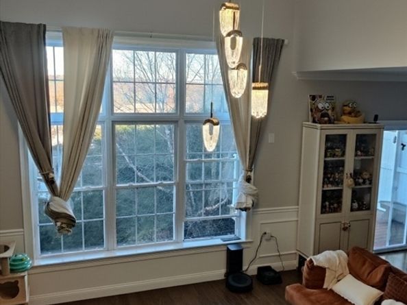 806 Ledgewood Way 806, Clinton MA 01510