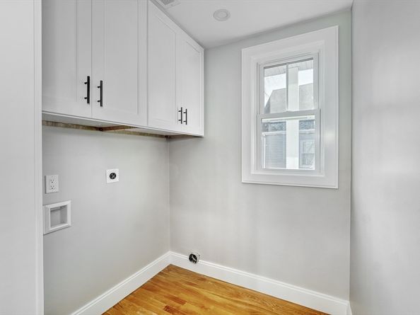 114-116 West Wyoming 2, Melrose MA 02176