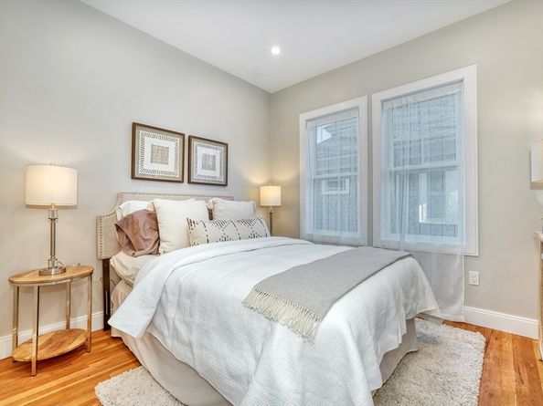 114-116 West Wyoming 2, Melrose MA 02176