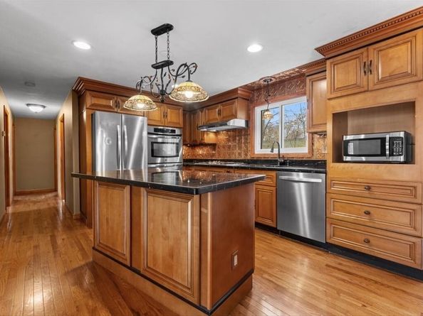 11 Benson Street, Worcester MA 01604