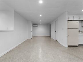 11 Benson Street, Worcester MA 01604