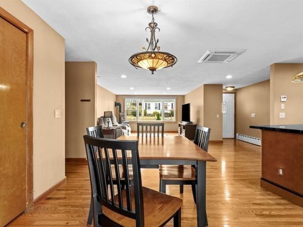 11 Benson Street, Worcester MA 01604