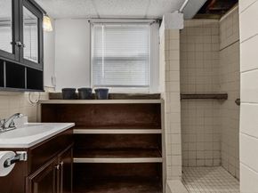 11 Benson Street, Worcester MA 01604