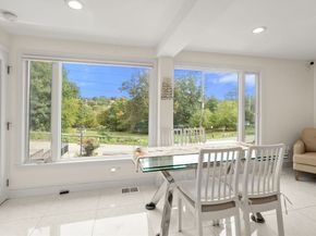 27 Hamilton Pl, Needham MA 02494