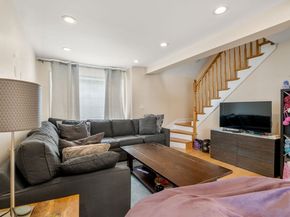 27 Hamilton Pl, Needham MA 02494