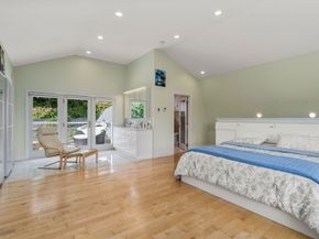 27 Hamilton Pl, Needham MA 02494