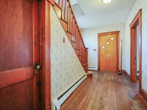 33 Blaine St, Malden MA 02148