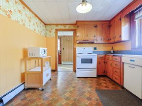 33 Blaine St, Malden MA 02148