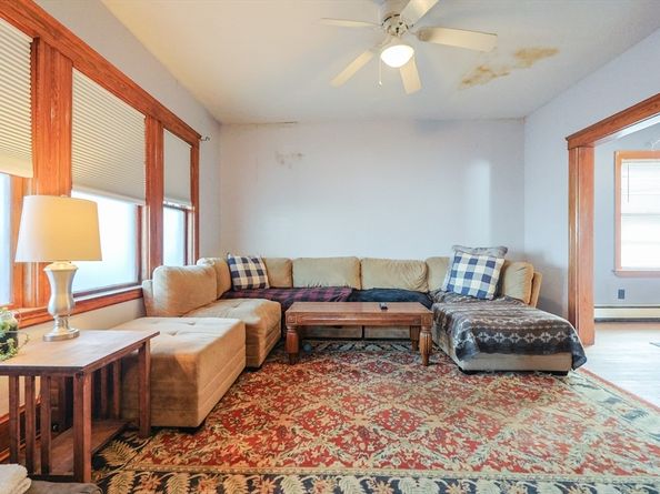 33 Blaine St, Malden MA 02148