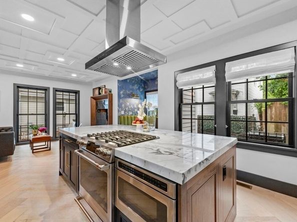 208 Windsor St, Cambridge MA 02139