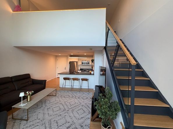 1 Earhart 725, Cambridge MA 02141