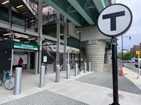 1 Earhart 725, Cambridge MA 02141