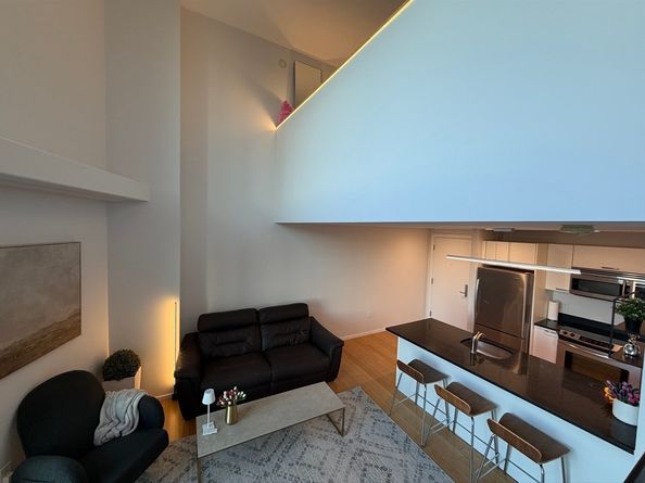 1 Earhart 725, Cambridge MA 02141