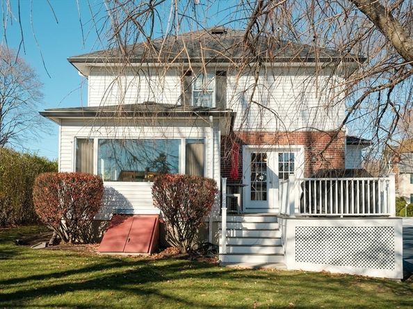 11 Whitney Rd, Medford MA 02155