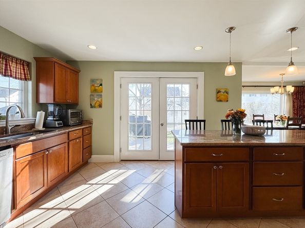 11 Whitney Rd, Medford MA 02155