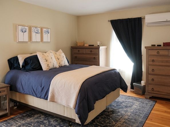 11 Whitney Rd, Medford MA 02155