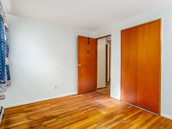 199 Barthel Ave, Gardner MA 01440