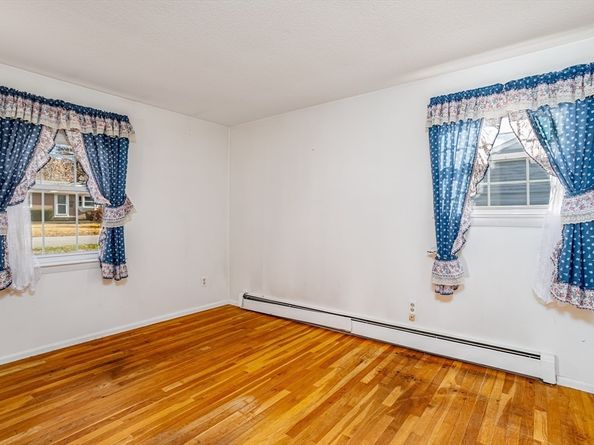 199 Barthel Ave, Gardner MA 01440