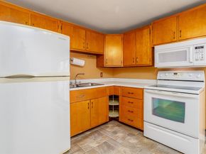 199 Barthel Ave, Gardner MA 01440