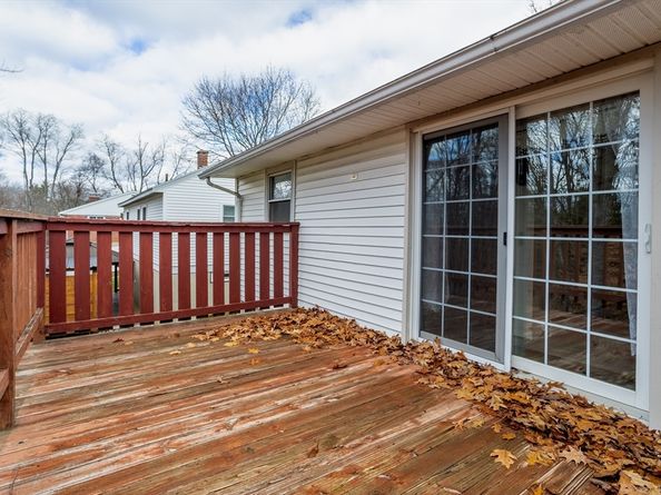 199 Barthel Ave, Gardner MA 01440