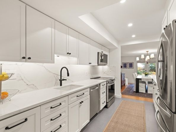 300 Willow Street 3, Hamilton MA 01982