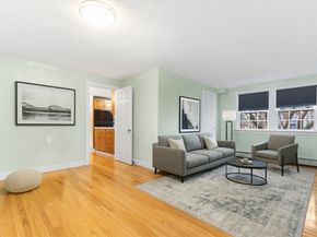 95 Bellflower Rd, Billerica MA 01821