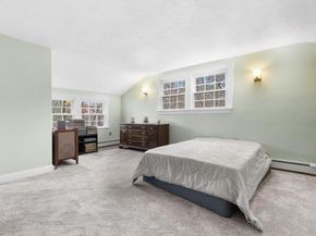 95 Bellflower Rd, Billerica MA 01821