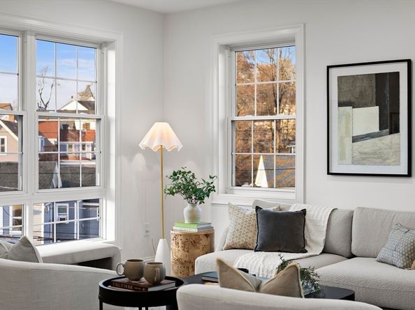 272 Lincoln St 301, Marlborough MA 01752