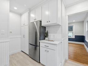 34 Lafayette St, Marblehead MA 01945