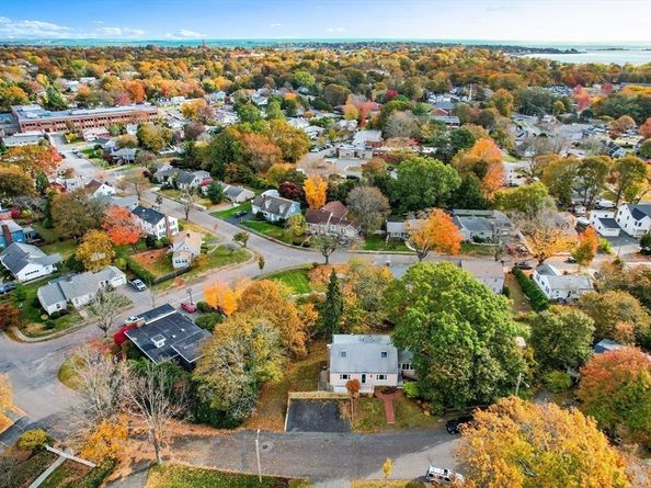 30 Amherst Rd, Marblehead MA 01945