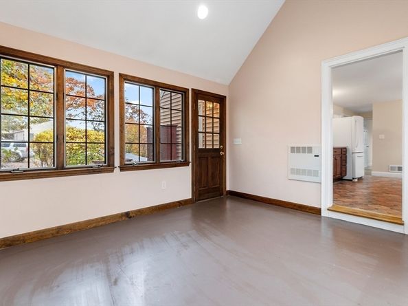 30 Amherst Rd, Marblehead MA 01945