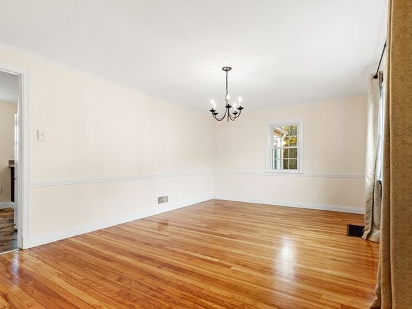 30 Amherst Rd, Marblehead MA 01945