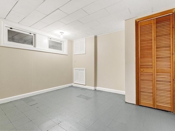 30 Amherst Rd, Marblehead MA 01945