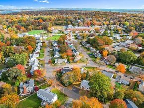 30 Amherst Rd, Marblehead MA 01945