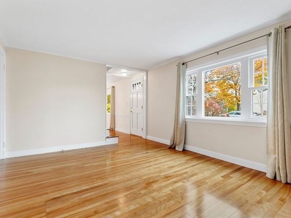 30 Amherst Rd, Marblehead MA 01945