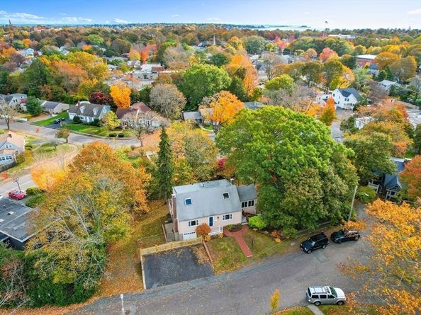 30 Amherst Rd, Marblehead MA 01945